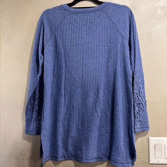 Soft Surroundings Cleo Top Blue Lace Crochet Sleeve Medium M NEW - Picture 4 of 4